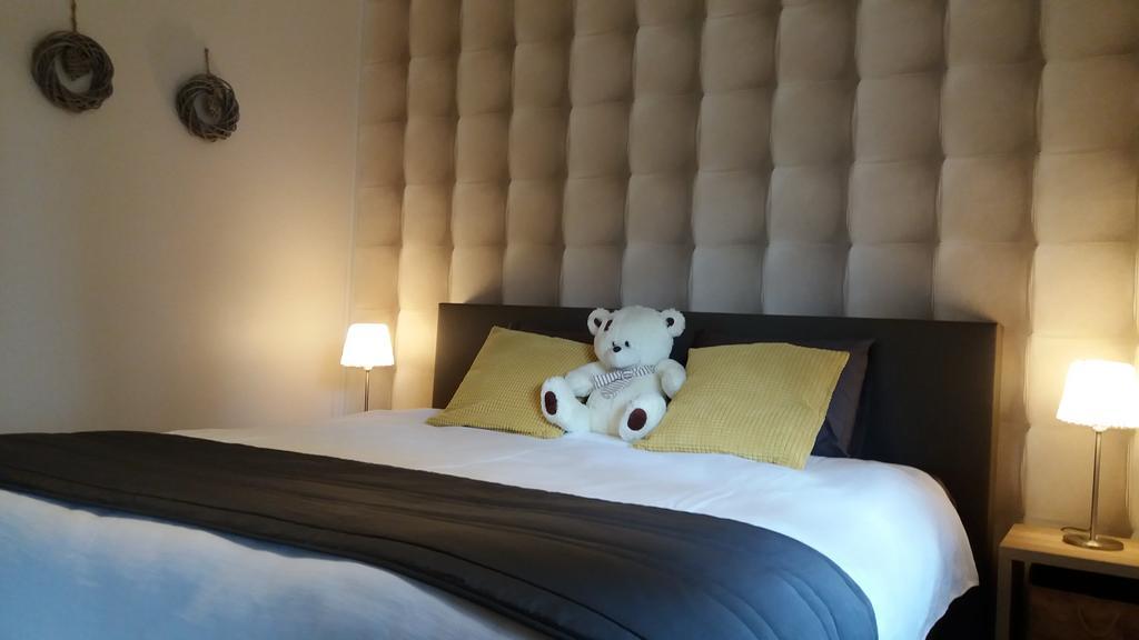 Le Chalet De Marguerite ฟรองกอร์ช็องป์ ภายนอก รูปภาพ